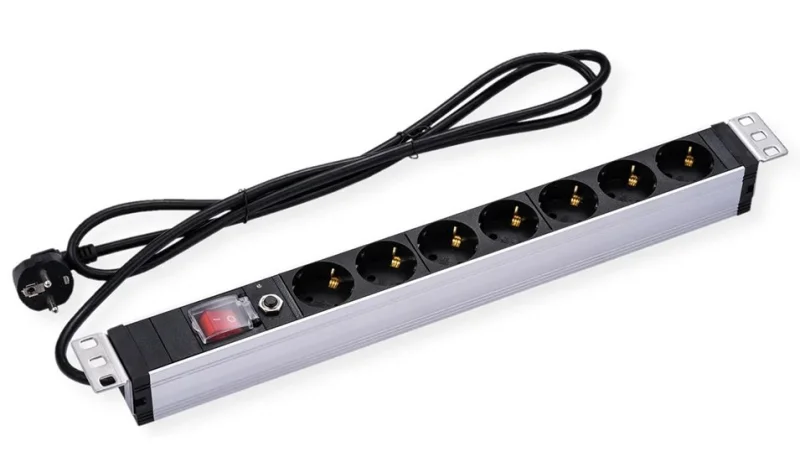 Regleta 19" 1U 7 Schuko Con Interruptor y protección sobrecarga. Aluminio Cable 2.8 mts.