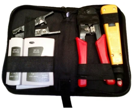 Maletín con testeador de cable de red para RJ45, RJ11, RJ12, herramienta de crimpar, pela cables y herramienta de impacto 110.